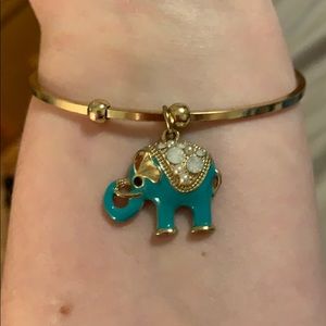 ⬇️⬇️Gold and turquoise Elephant Bangle⬇️⬇️